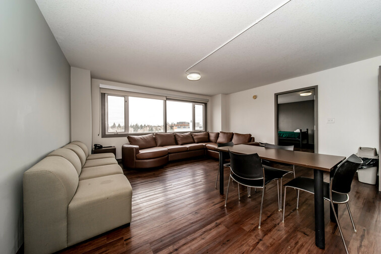 Stay in one of eight tower suites available at King's which include kitchenette and bathroom.